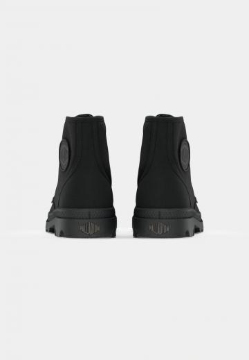 Ботинки на шнуровке