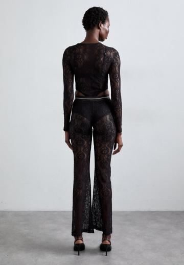 Узкие брюки