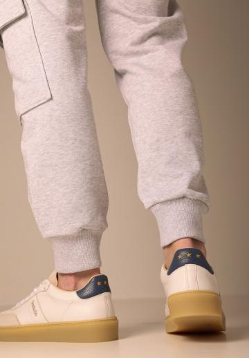 Тренировочные кроссовки