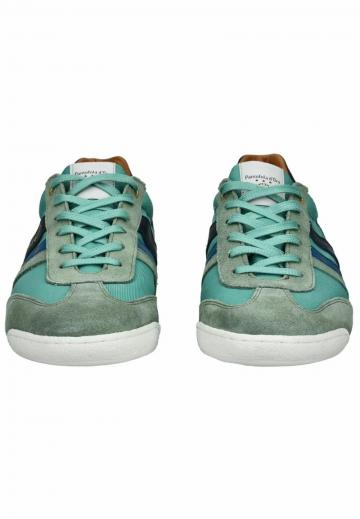 Тренировочные кроссовки