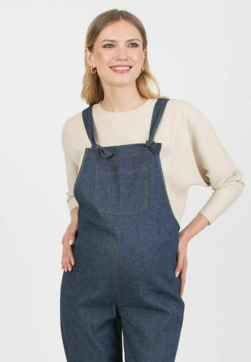 Джинсовый комбинезон