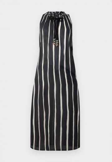 Пляжное платье