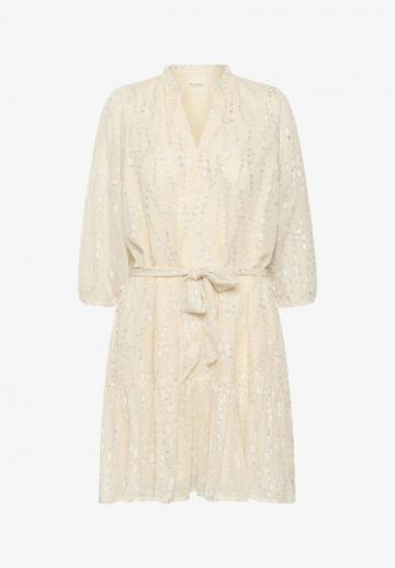 Короткое платье