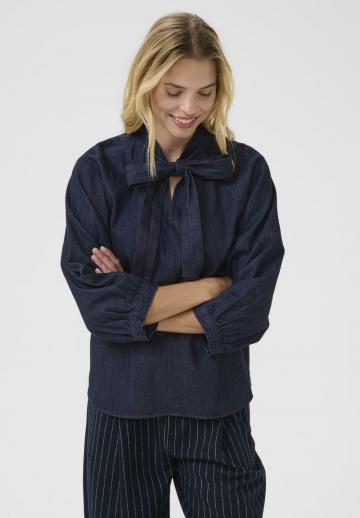 Джинсовая блузка