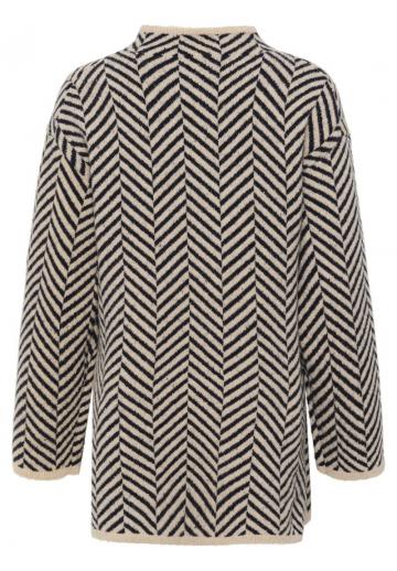 Длинный пуловер