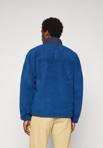 Флисовая куртка