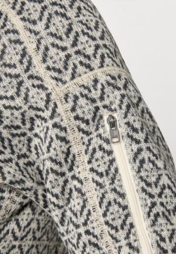 Спортивная толстовка