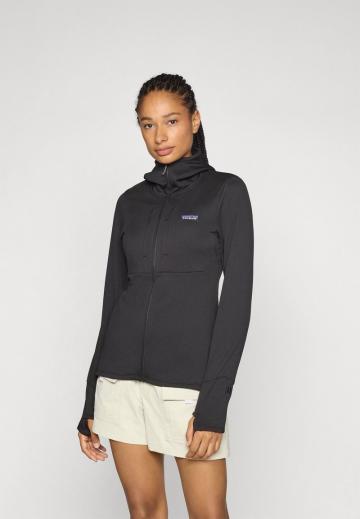 Спортивная толстовка