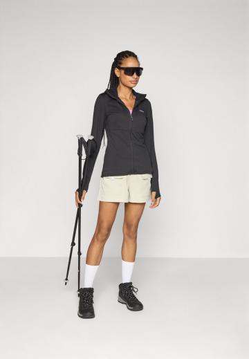 Спортивная толстовка