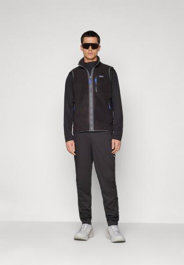 Спортивная куртка