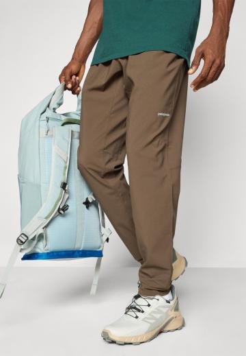 Спортивные штаны