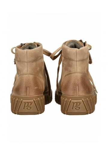 Ботинки на шнуровке