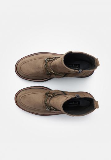 Полусапожки на платформе