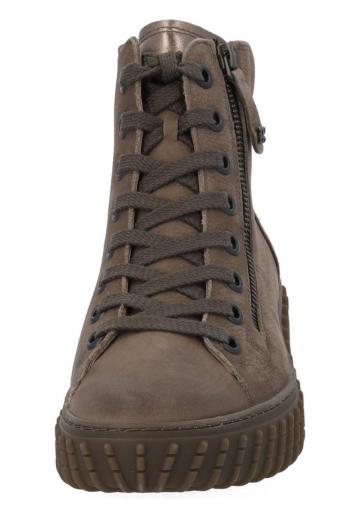 Ботинки на шнуровке