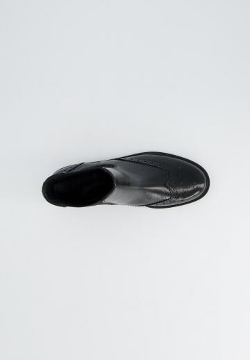 Полусапожки на высоком каблуке