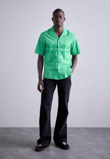 Рубашка с коротким рукавом