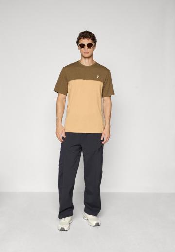 Спортивная майка