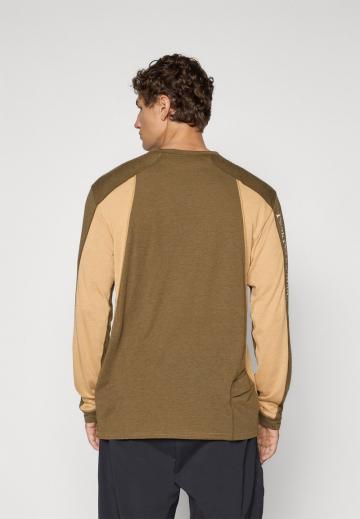 Спортивная майка