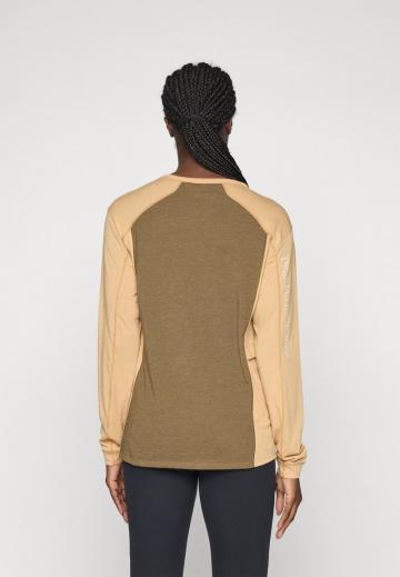 Спортивная майка