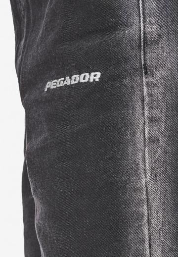 Свободные джинсы