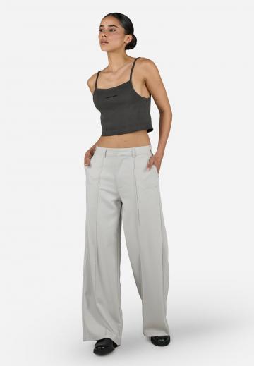 Топ на бретельках