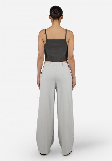 Топ на бретельках