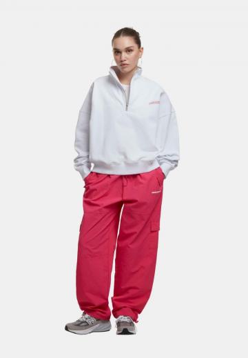 Брюки с накладными карманами