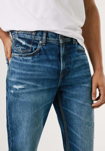Прямые джинсы