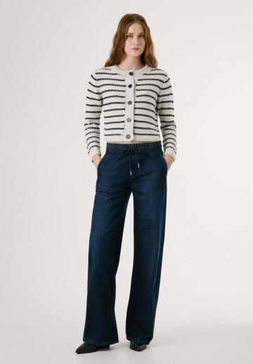 Вязаная кофта