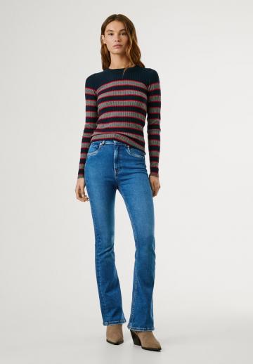 Пуловер в полоску