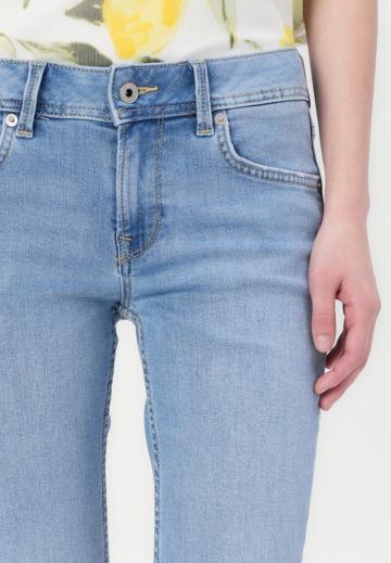 Клешеные джинсы