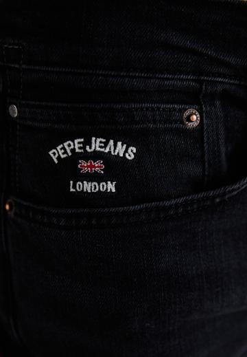 Узкие джинсы