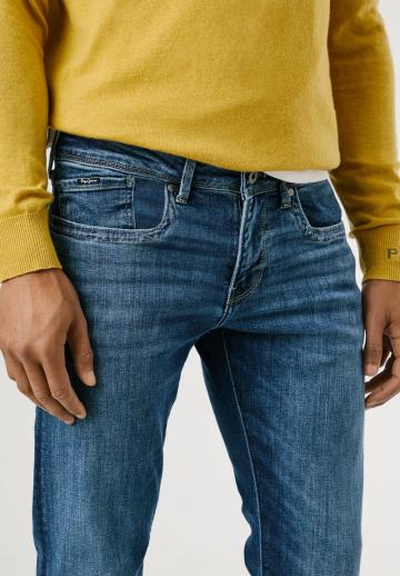 Узкие джинсы