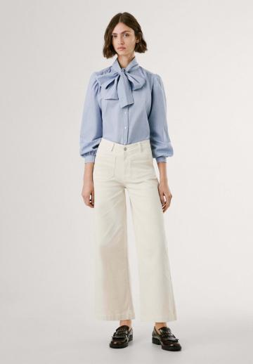 Клешеные джинсы