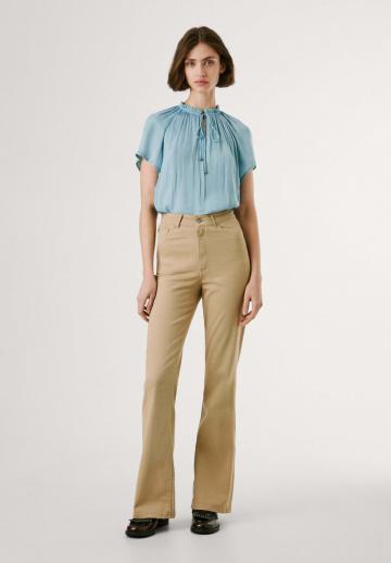 Клешеные брюки