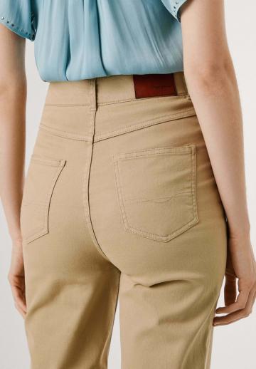 Клешеные брюки