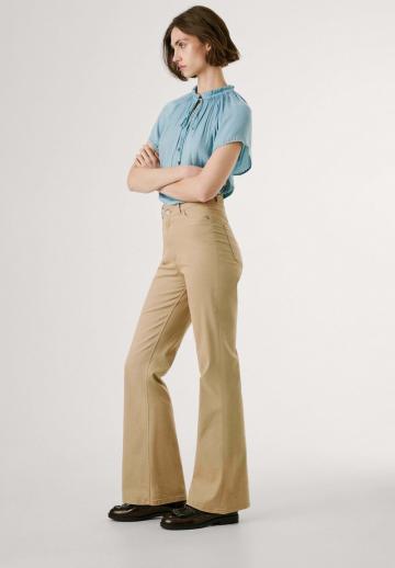 Клешеные брюки