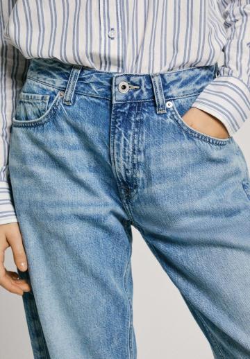 Свободные джинсы