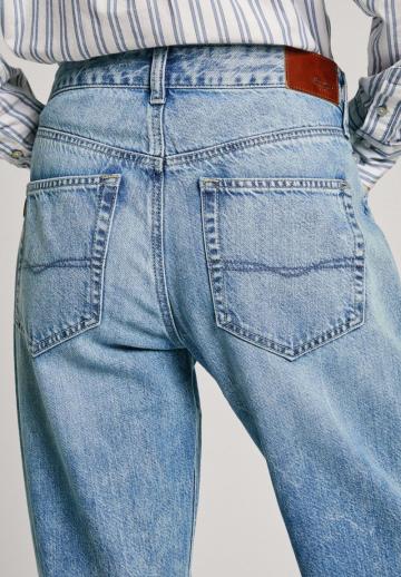 Свободные джинсы