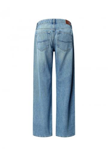 Свободные джинсы