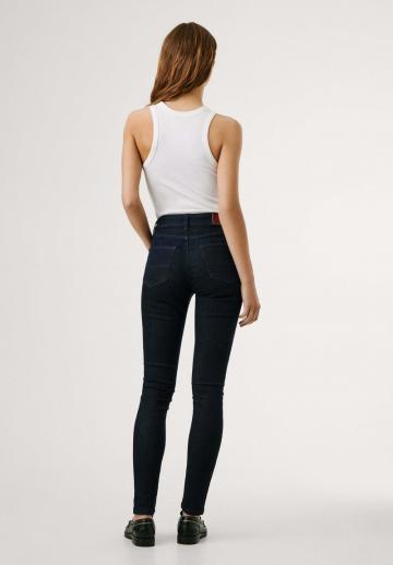 Узкие джинсы