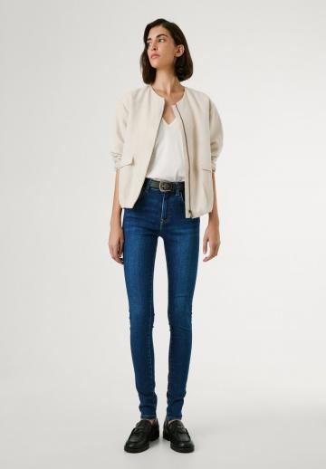 Узкие джинсы