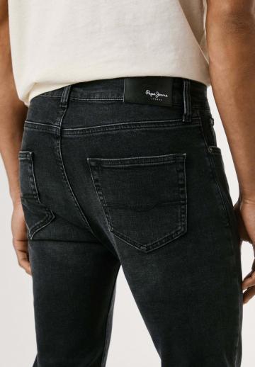 Узкие джинсы