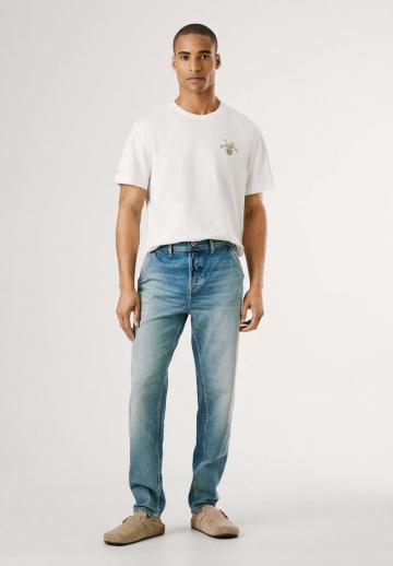 Прямые джинсы