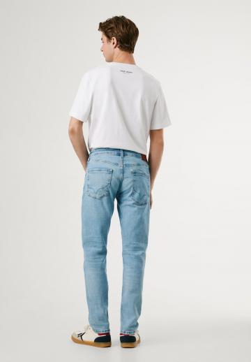 Прямые джинсы