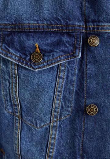 Джинсовая куртка