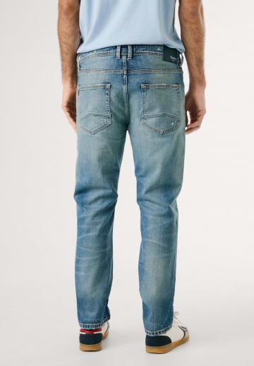 Прямые джинсы
