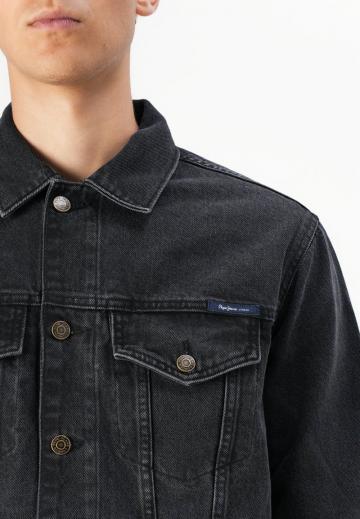 Джинсовая куртка