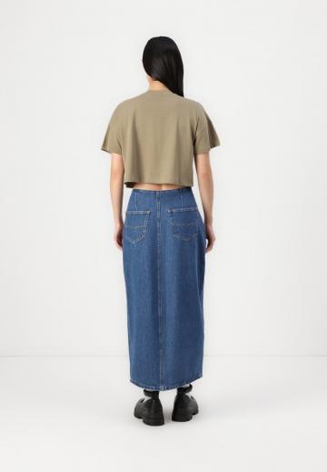 Юбка с накладными карманами