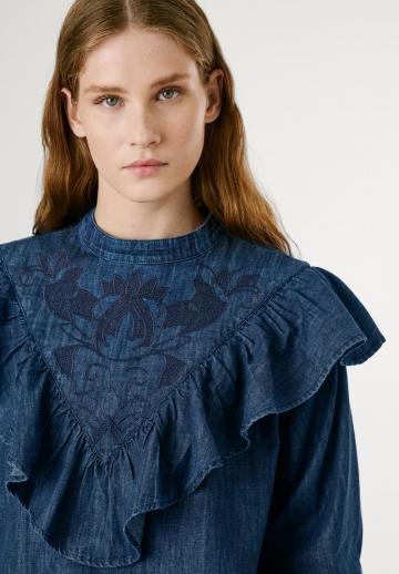 Джинсовая блузка